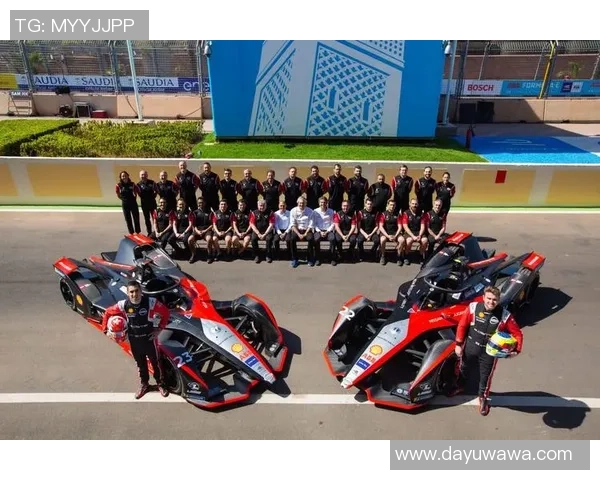 重庆乒乓球队在洲际杯积分榜上以73分稳居第一名展现强劲实力 重庆乒乓球队在洲际杯积分榜上以73分稳居第一名展现强劲实力