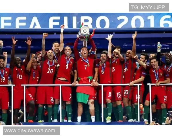 保加利亚94年足球明星的辉煌历程与传奇瞬间回顾 保加利亚94年足球明星的辉煌历程与传奇瞬间回顾